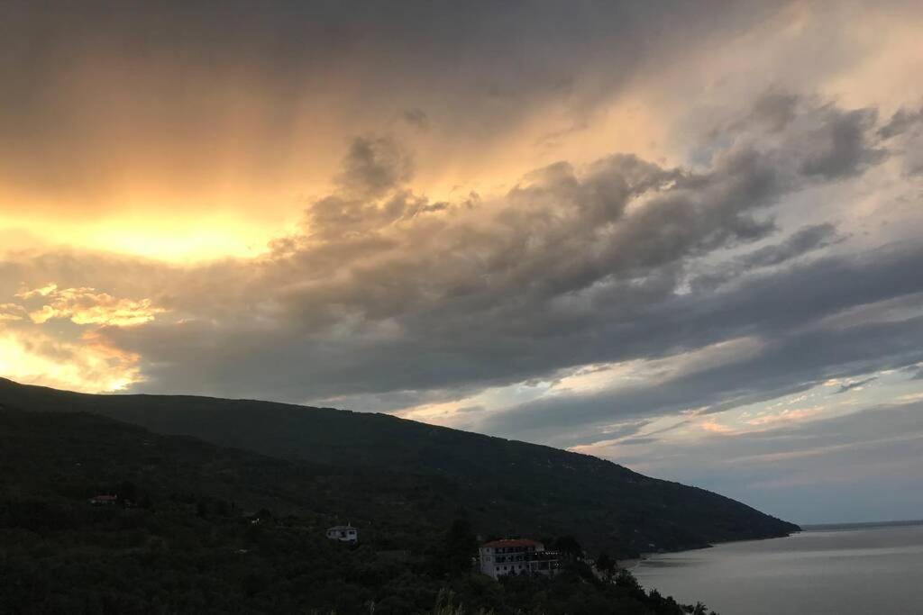 Perivoli Villa Khorevtó Eksteriør bilde